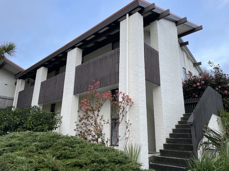 141D Churton Drive, Churton Park, Wellington - Carousel 1