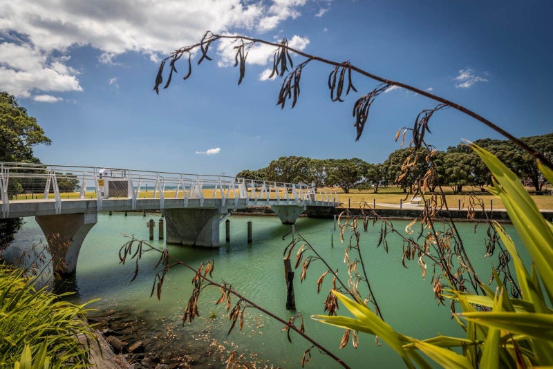 31/82 East Coast Road, Milford, Auckland - Carousel 26