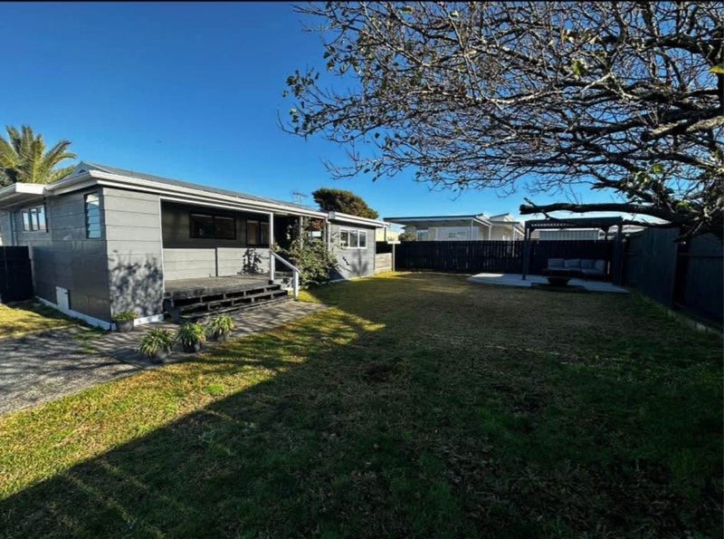 13 Costello Crescent, Te Puke - Carousel 2