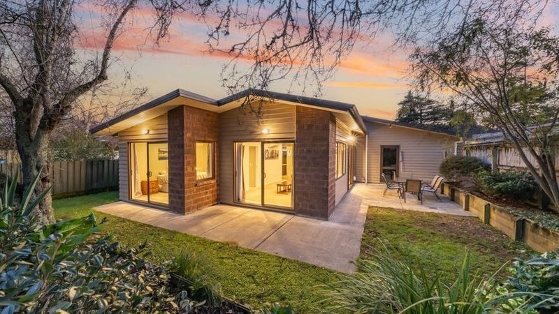 20A Tararua Street, Trentham, Upper Hutt - Carousel 1