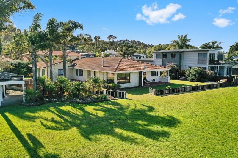 9 Haven Place, Whangarei - Carousel 1