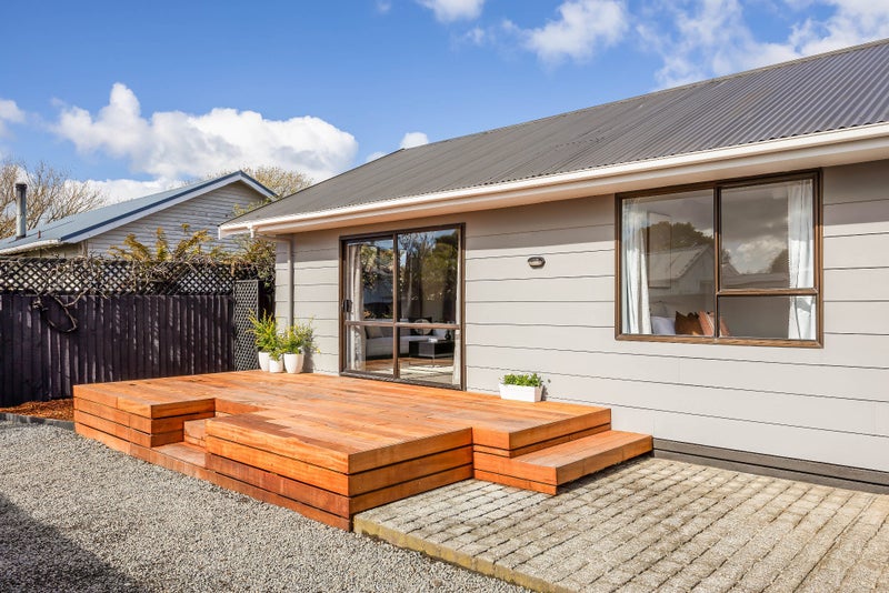 2/51 Tilford Street, Woolston, Christchurch - Carousel 2