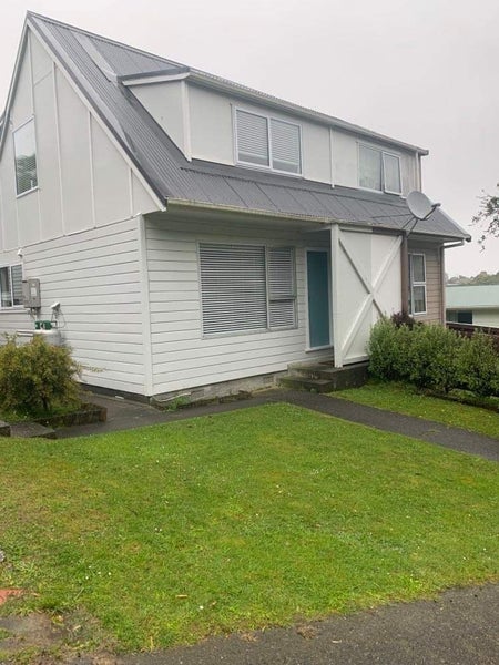 60A Viewmont Drive, Harbour View, Lower Hutt - Carousel 15