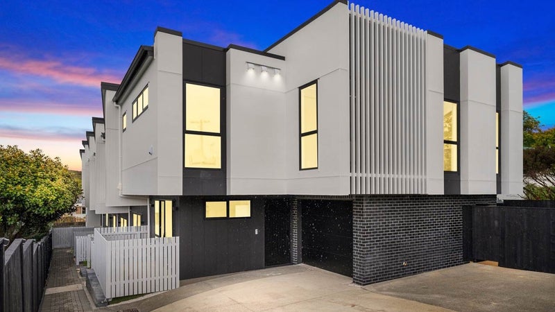 10 Keate Place, Mount Wellington, Auckland - Carousel 1