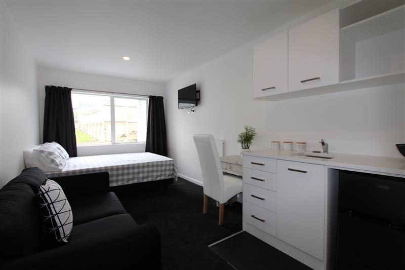 5/5 Edgecumbe Street, Whitiora, Hamilton - Carousel 2