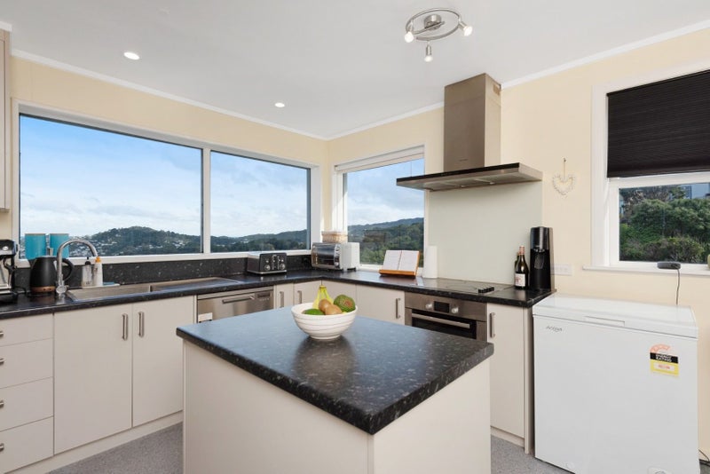 1/16 Marewa Road, Hataitai, Wellington - Carousel 2