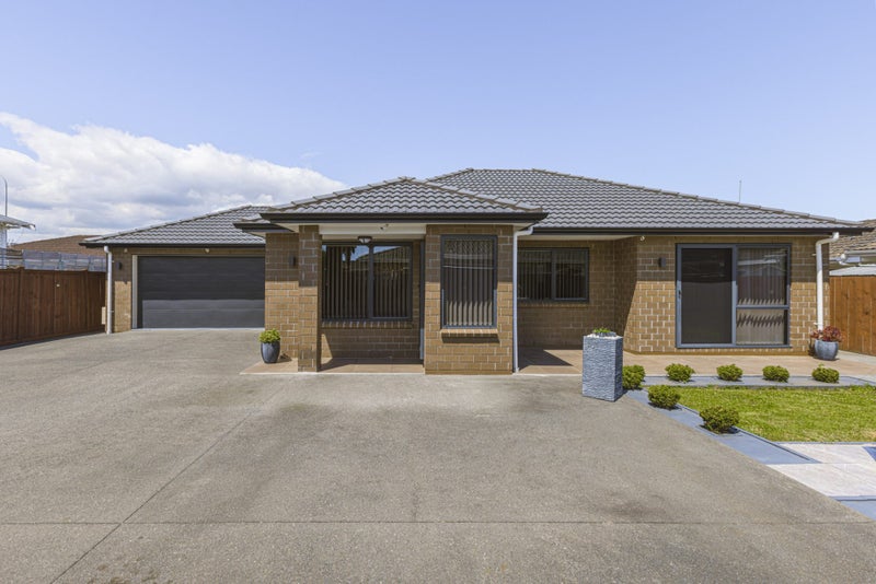 58 Rangitoto Road, Papatoetoe, Auckland - Carousel 1