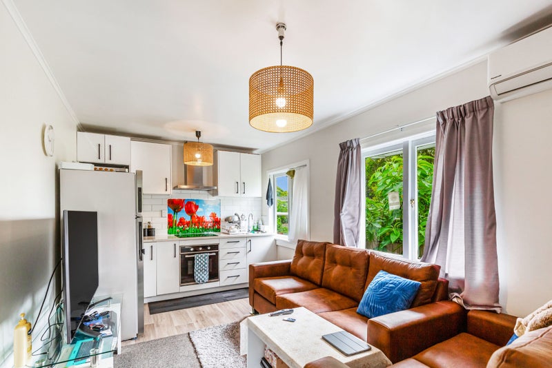 1/122 Church Street, Otahuhu, Auckland - Carousel 1