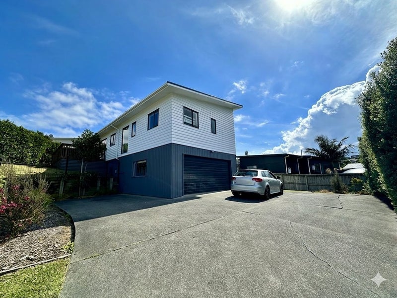 11 Te Whai Street, Mangawhai Heads, Mangawhai - Carousel 13