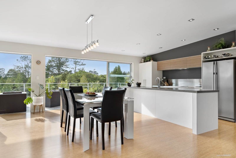 17 Viridian Lane, Greenhithe, Auckland - Carousel 1