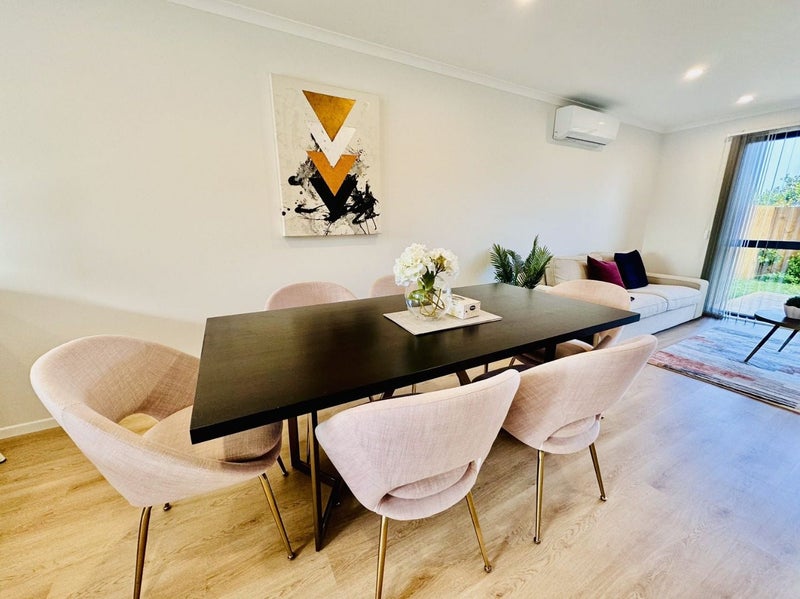 2/31 Normandy Place, Henderson, Auckland - Carousel 2