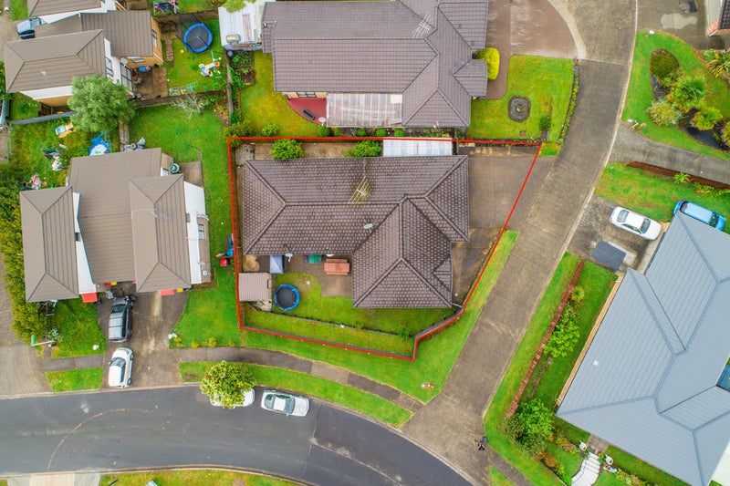 36 Senator  Dive, Manurewa, Auckland - Carousel 16