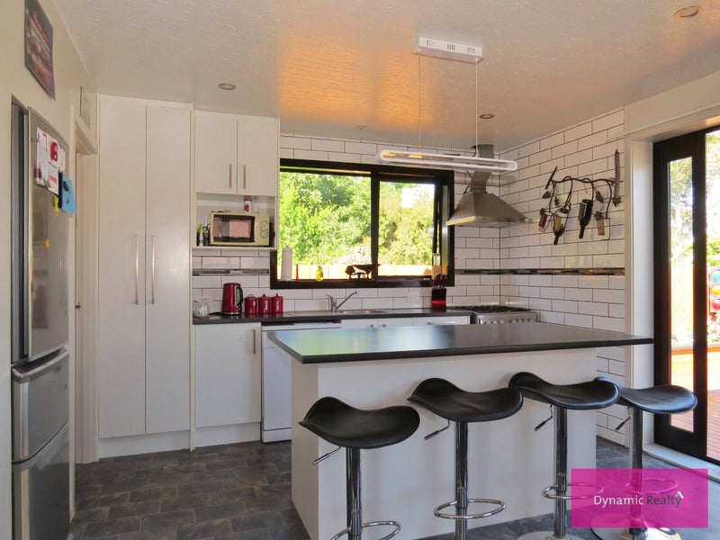 2/241 Waterloo Road, Hornby, Christchurch - Carousel 2