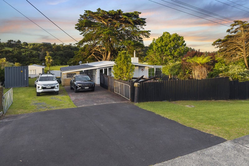 15 Bethells Road, Waitakere, Auckland - Carousel 30