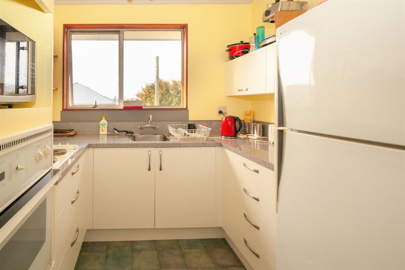 17 Edwin Street, Caversham, Dunedin - Carousel 2