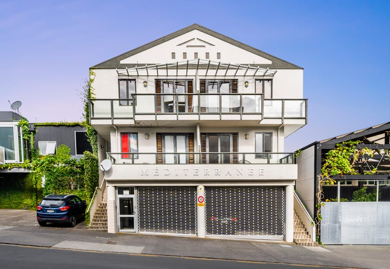 2G/10 Crummer Road, Grey Lynn, Auckland - Carousel 2