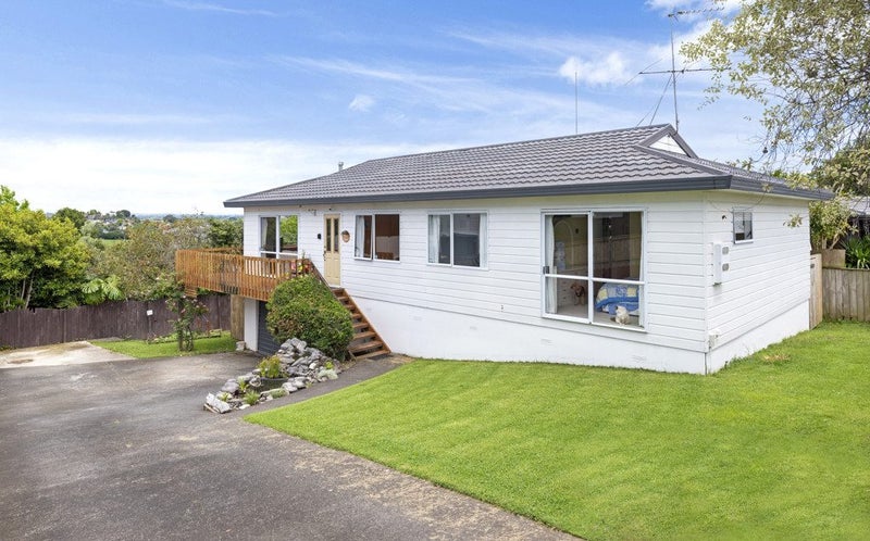 2/38 Minerva Terrace, Howick, Auckland - Carousel 1