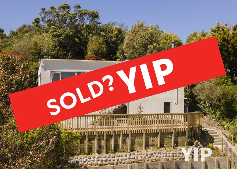 7 Wakely Road, Newlands, Wellington - Carousel 1