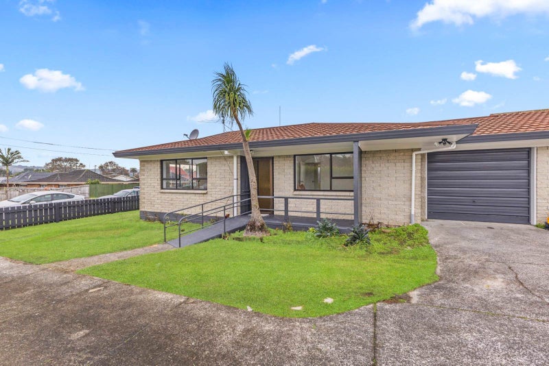 1/7 King Edward Avenue, Papakura, Auckland - Carousel 1
