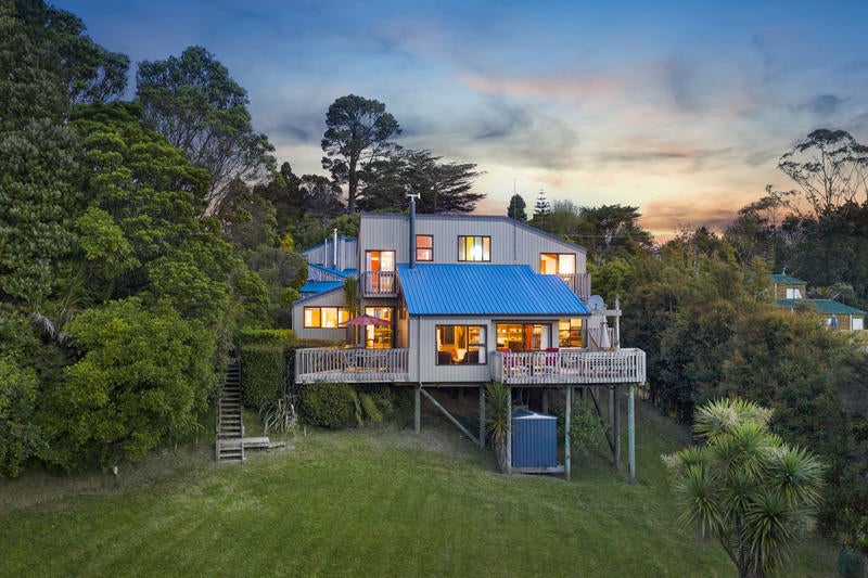 807 West Coast Road, Oratia, Auckland - Carousel 2