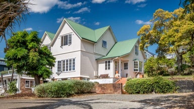 16 Lansdowne Street, Bayswater, Auckland - Carousel 1