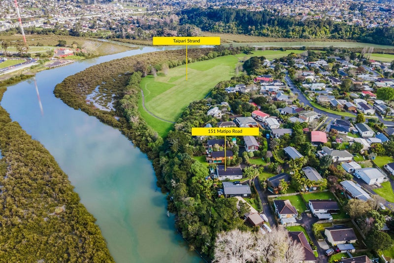 151 Matipo Road, Te Atatu Peninsula, Auckland - Carousel 1