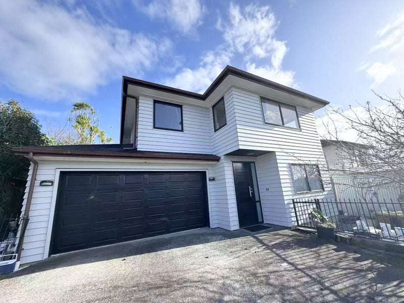 1373B Dominion Road Extension, Mount Roskill, Auckland - Carousel 1