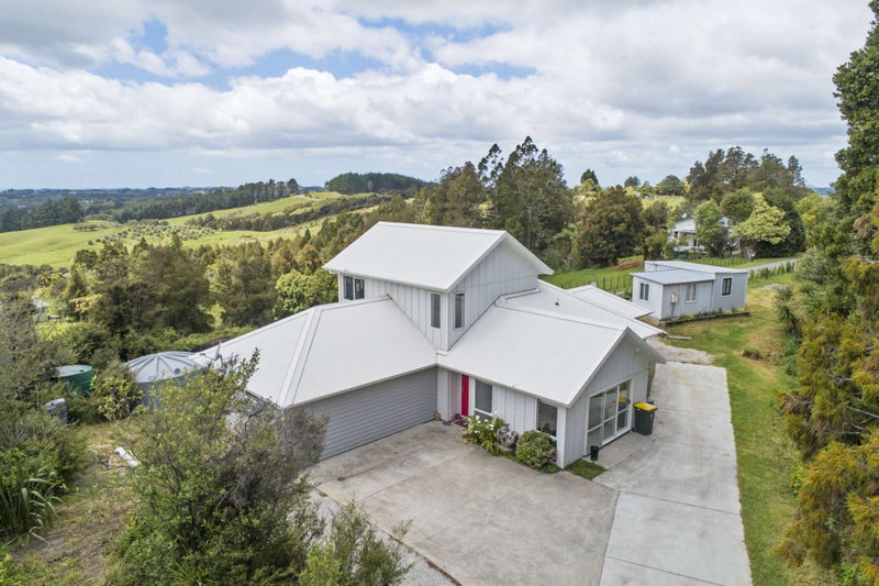 79 Tender Road, Albany - Carousel 1