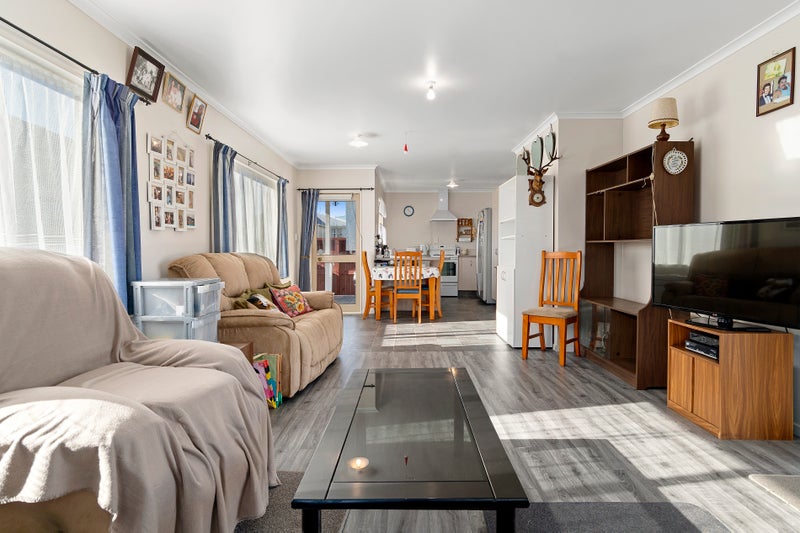 52B Hynds Road, Gate Pa, Tauranga - Carousel 2