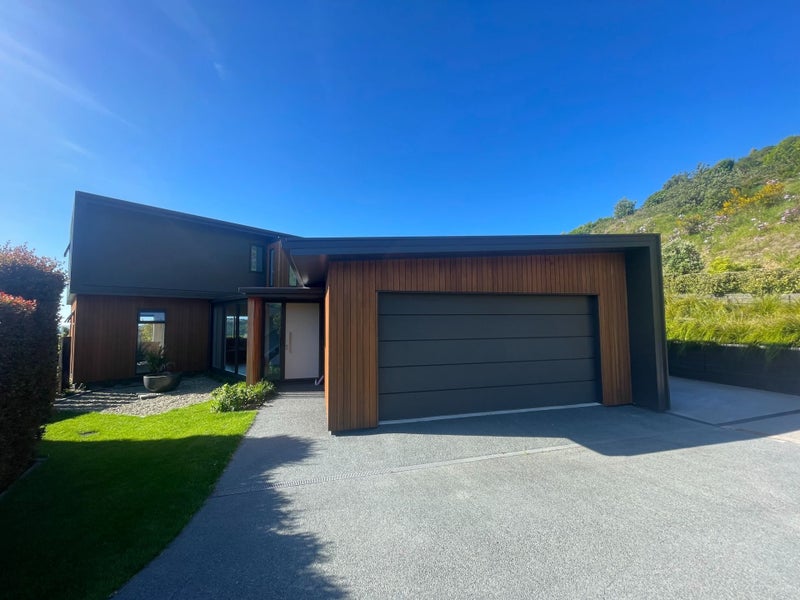 13 Manapouri Lane, Aotea, Porirua - Carousel 2