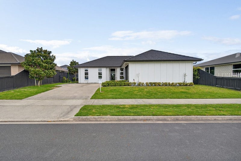 11 Batty Street, Papamoa Beach, Papamoa - Carousel 21