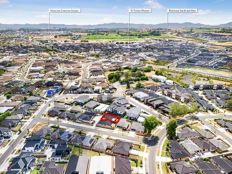 8 Haddonstone Avenue, Rototuna North, Hamilton - Carousel 21