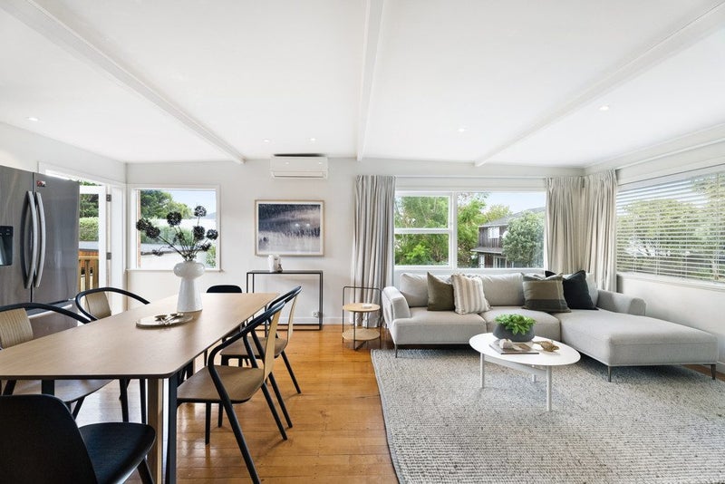 2/165 Queen Street, Northcote Point, Auckland - Carousel 1