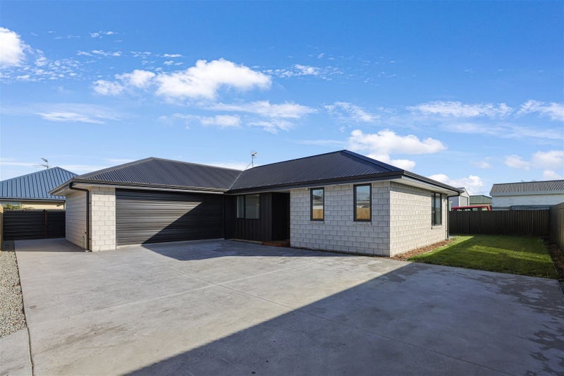 42A Thomson Street, Tinwald, Ashburton - Carousel 1