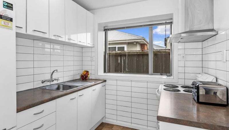 2/5 Clyde Road, Upper Riccarton, Christchurch - Carousel 1