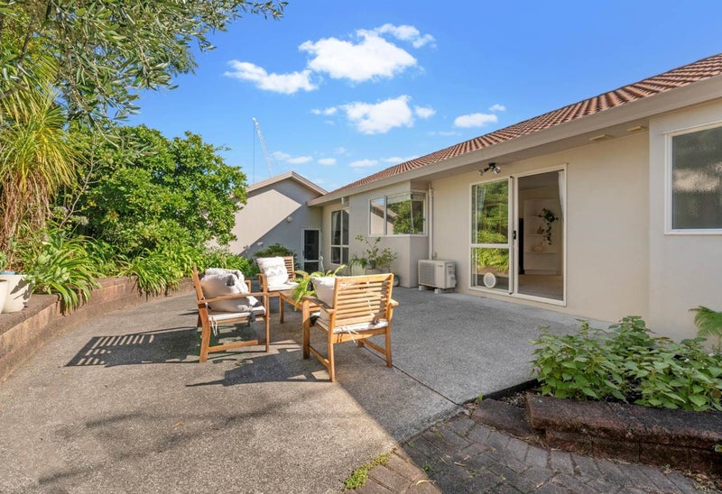 4 Bluebird Crescent, Unsworth Heights, Auckland - Carousel 12
