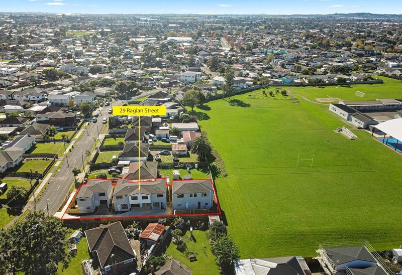 29C Raglan Street, Mangere East, Auckland - Carousel 13