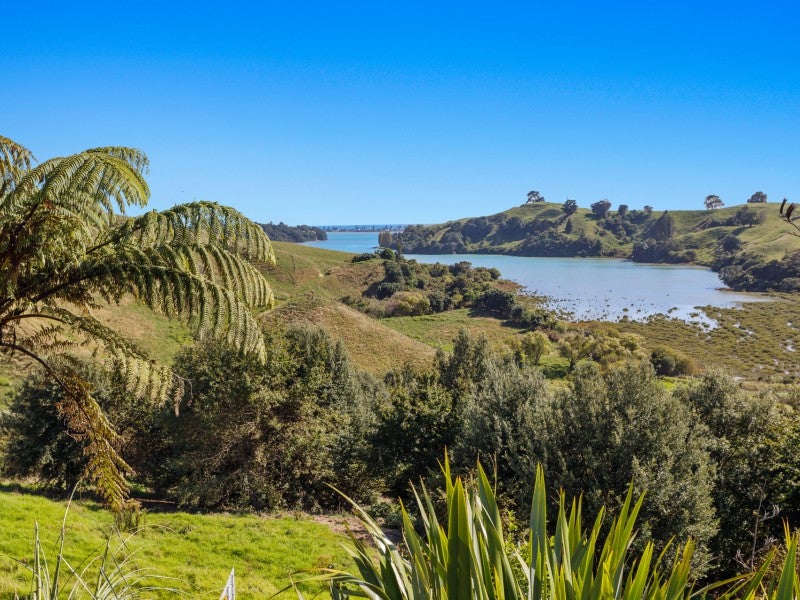 856 Wainui Road, Wainui, Gisborne - Carousel 23