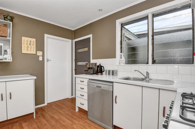 22 Primrose Street, Frankton, Hamilton - Carousel 2