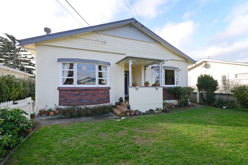 1/15 Bracken Street, Petone, Lower Hutt - Carousel 2