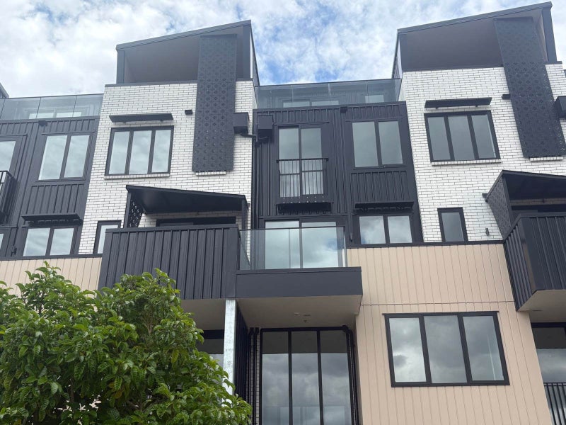 13/28 Pennant Street, Long Bay, Auckland - Carousel 11