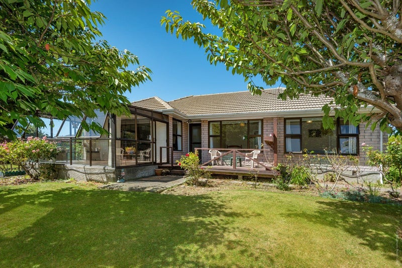 7 Kingston Place, Bishopdale, Christchurch - Carousel 1