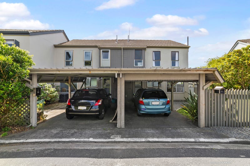 12 Hollydale Grove, Churton Park, Wellington - Carousel 2