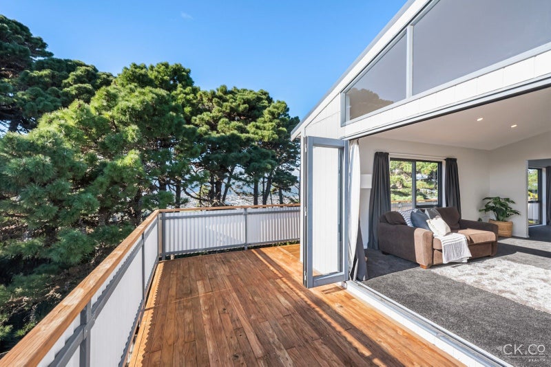 175 Tirohanga Road, Tirohanga, Lower Hutt - Carousel 2