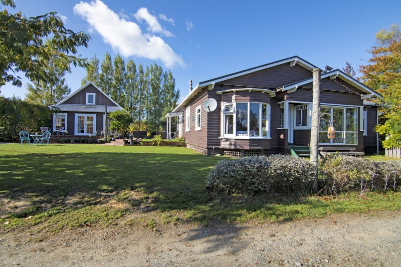 23 Hewetson Road, Upper Moutere - Carousel 1