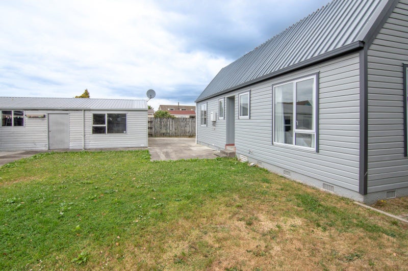 53 Kaimanawa Street, Kelvin Grove, Palmerston North - Carousel 2