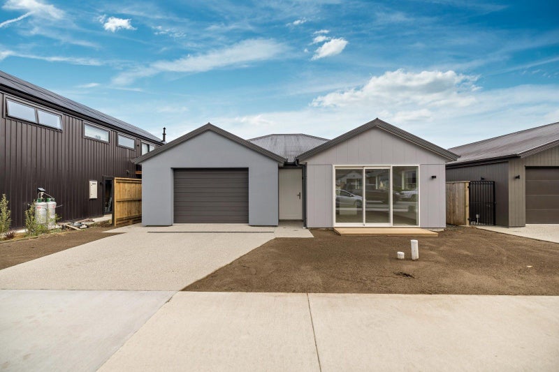 60 Howden Drive, Jacks Point, Queenstown - Carousel 1