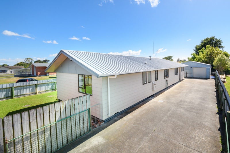 3 Baring Street, Bunnythorpe, Palmerston North - Carousel 2