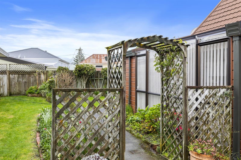 12/18 King Street, Petone, Lower Hutt - Carousel 10