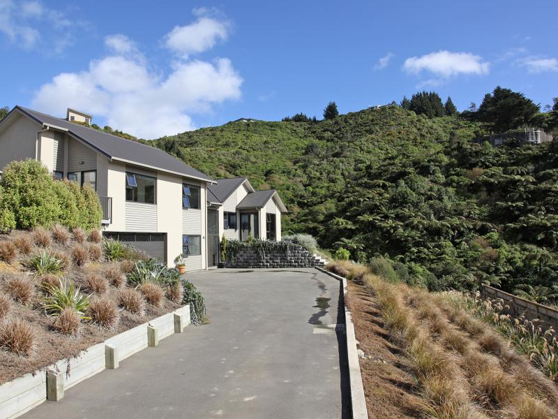 144 Redvers Drive, Belmont, Lower Hutt - Carousel 2